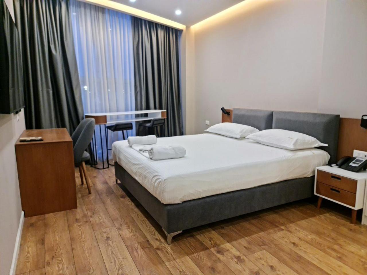 Star Hotel Astir Tirana Exterior foto