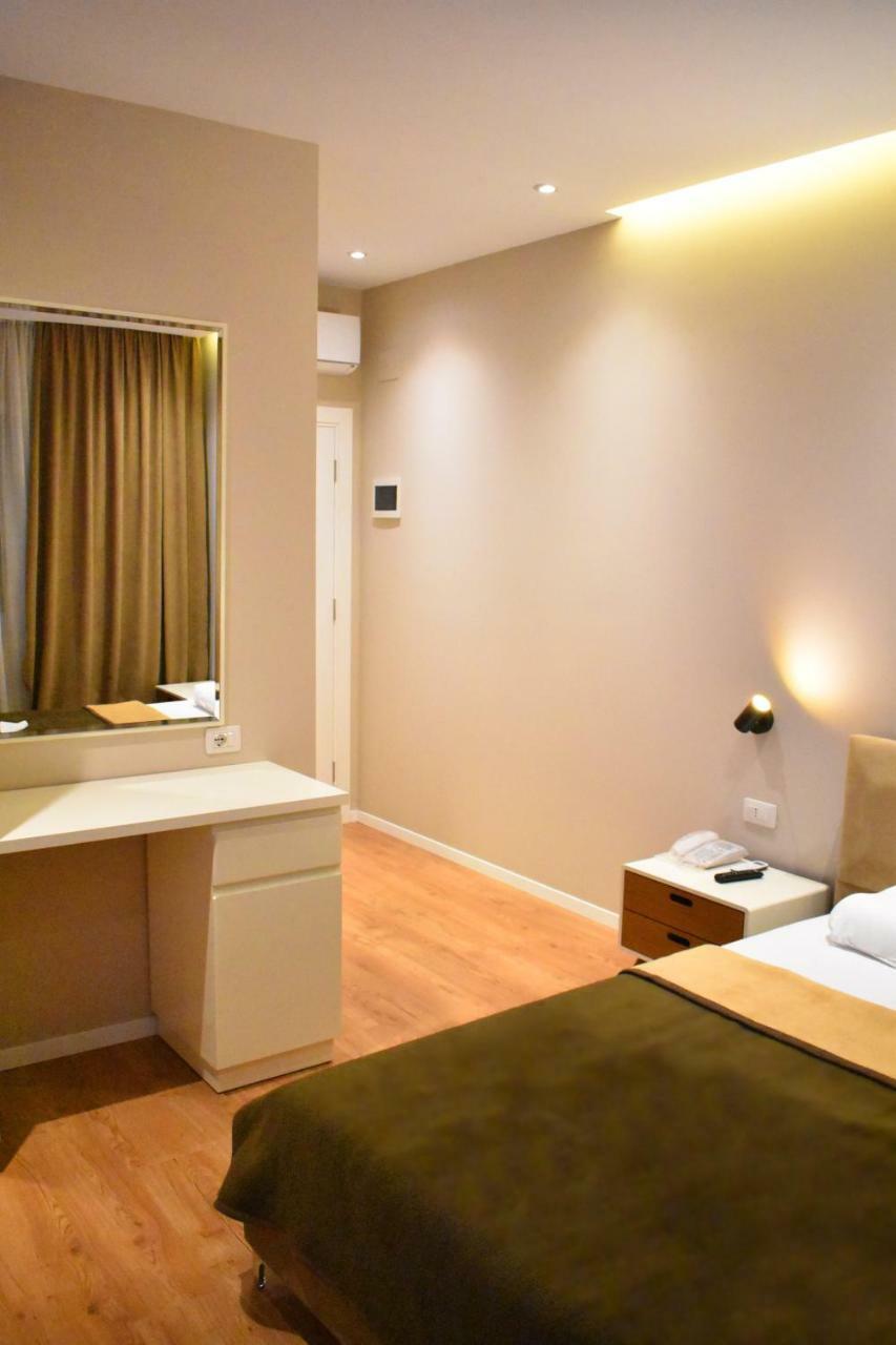 Star Hotel Astir Tirana Exterior foto